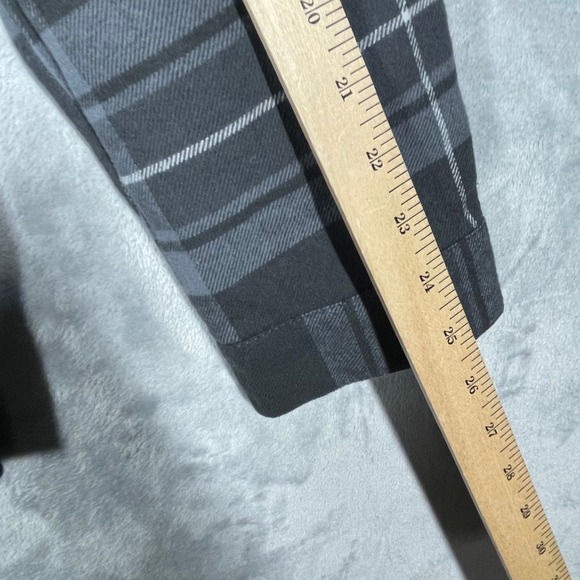 Levi's Quilted Lined Snap Zip Flannel Shacket Mens Large L Gray Plaid Jacket - Picture 7 of 12